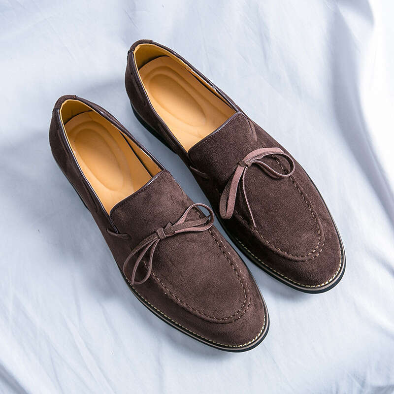 2024 new plus size Le Fu fashionable men's casual shoes, trendy foot covers, suede leather