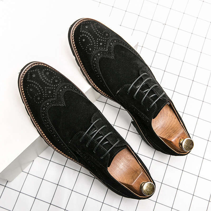 2024 Men's Large Size New Fashion British Style Business Leather Shoes Trend Dinner