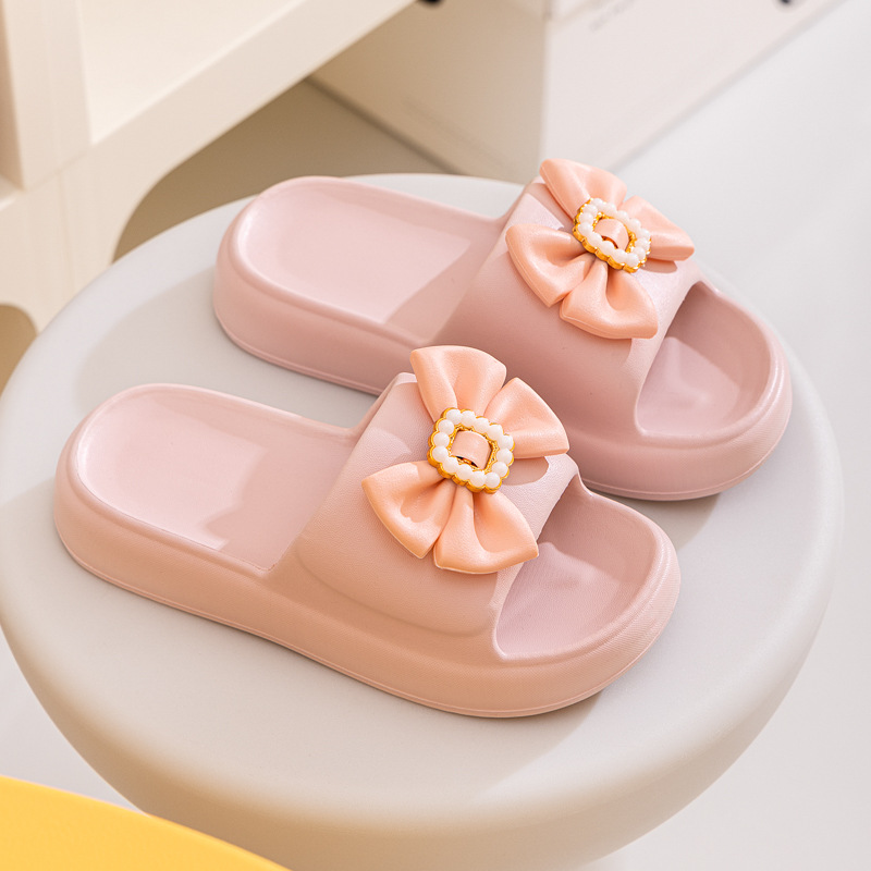 Free shipping new slippers women trendy fashionable butterfly bow lightweight simple beach outdoor indoor slippers