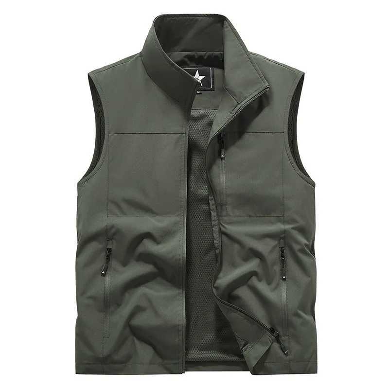 2024 New Fashion Mens Vest Windproof Solid Sleeveless Jacket Motorcycle Ourdoor Waterproof Biker Vest for Men Clothing X250403