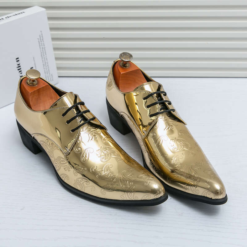 2024 Men's Large Casual Fashion New High Heels Pointed Leather Trendy Hairstylist Shoes