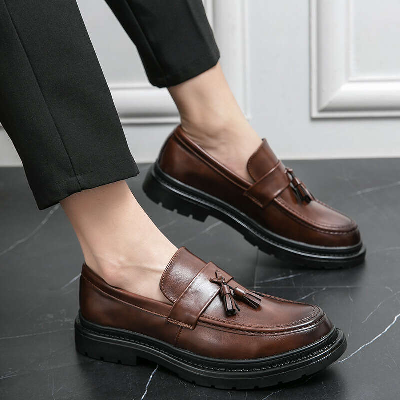 Large Business Tassel Small Leather 2024 Spring and Autumn New Edition British One Step Shoe Set Leg Fu Shoes for Men
