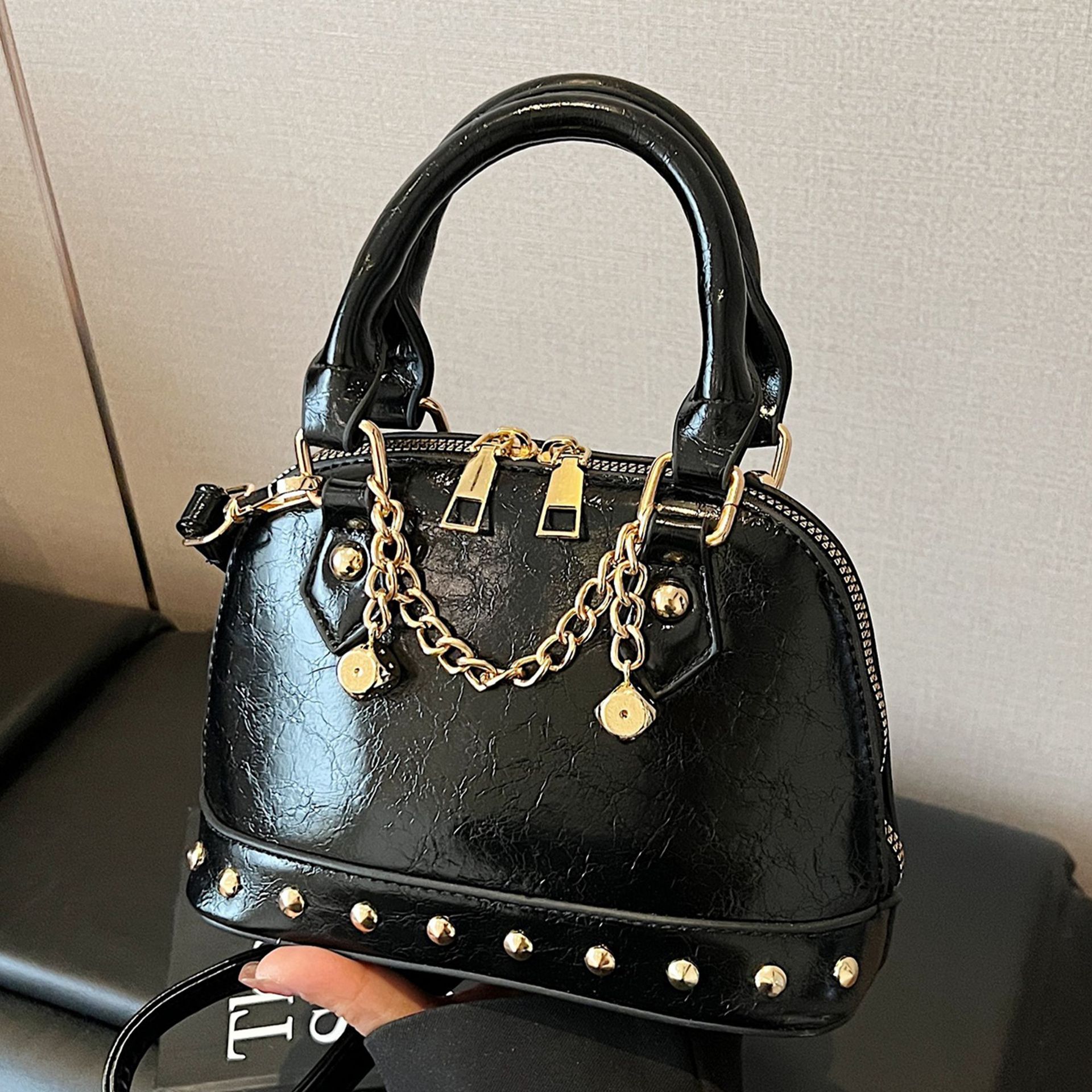 TB BHULAMTE designer's new multi-functional commuter women's bag, retro high-end shoulder bag, luxurious shell bag crossbody bag
