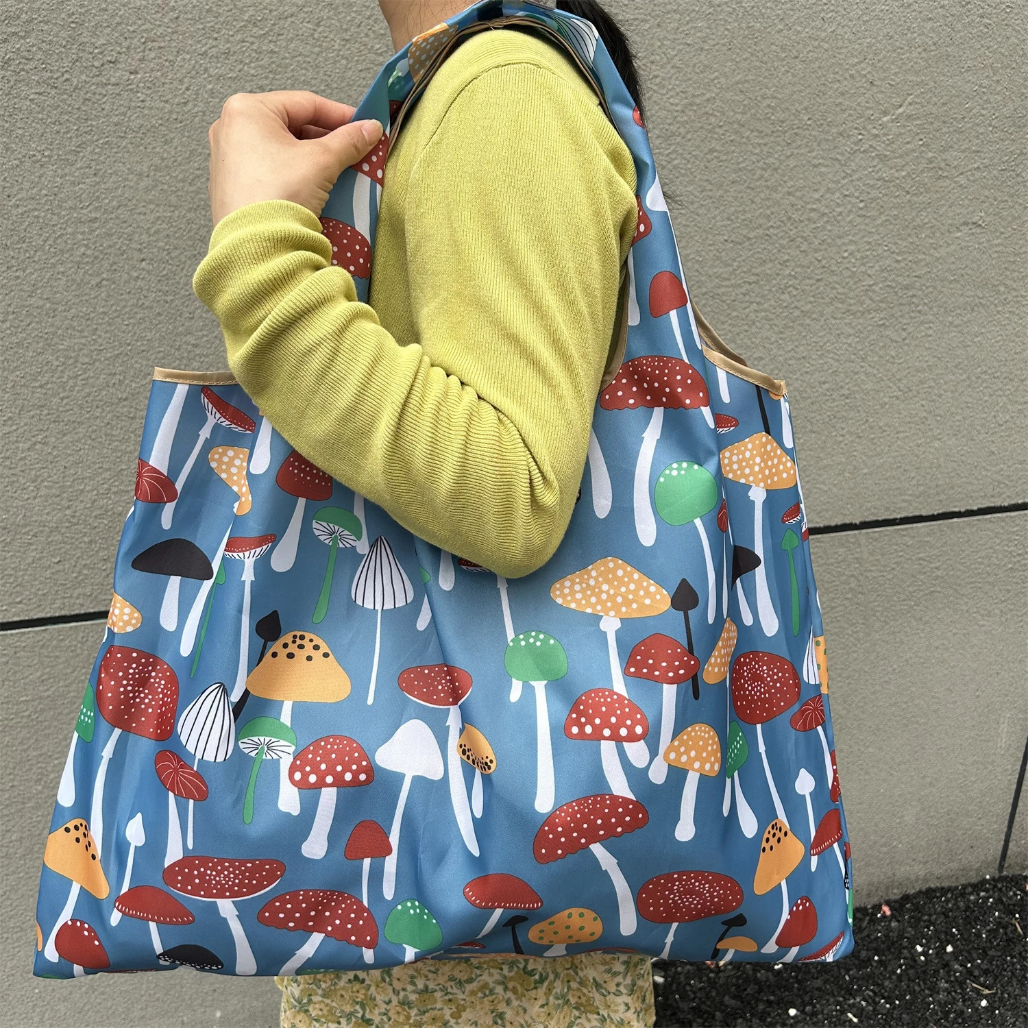 Large sized thick nylon tote bag environmentally friendly and reusable polyester portable shoulder bag womens handbag foldable shopping bag 250402