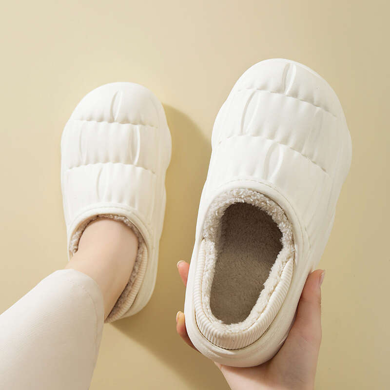 Large size couple shoes 2023 winter new item for external wear, warm thick sole with plush tread, bag and cotton slippers