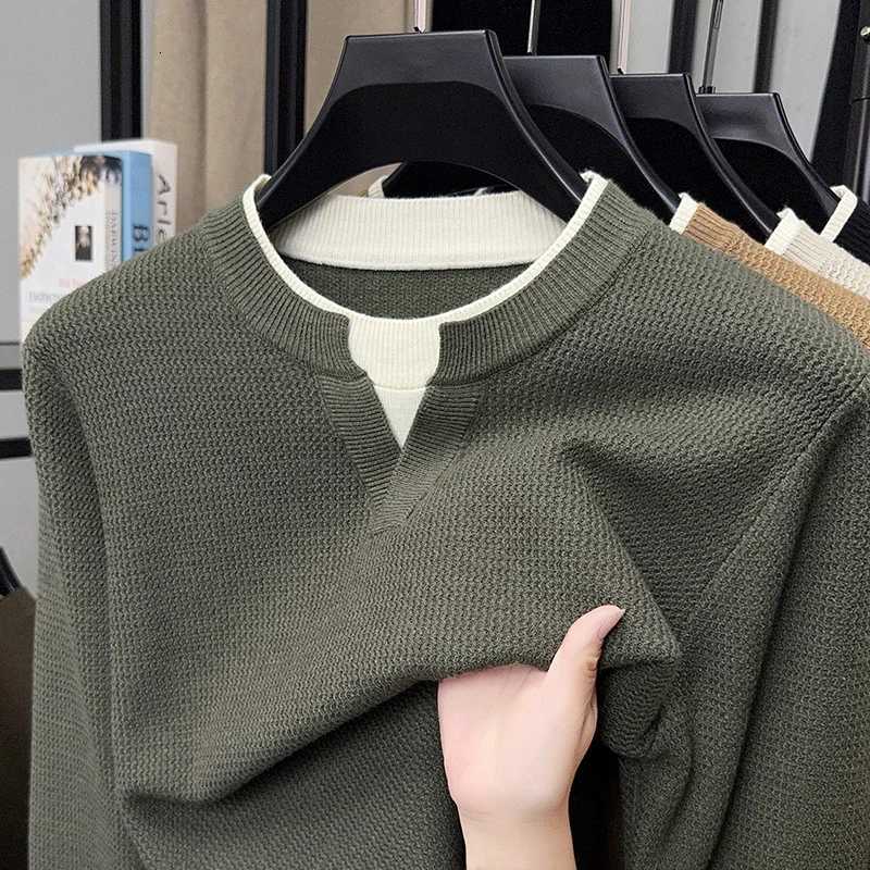 High quality two-color round neck sweater mens autumn winter new trend simple solid color Korean youth casual warm knit pulloveT251103