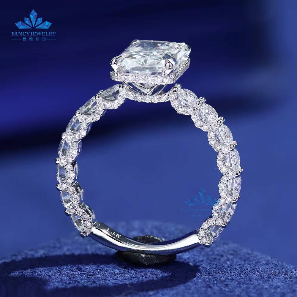 IGI Certified 15CT Radiant Cut Lab Grown Diamond Engagement Ring Custom 14K 18K Gold Beautiful Jewelry for Party Gifts