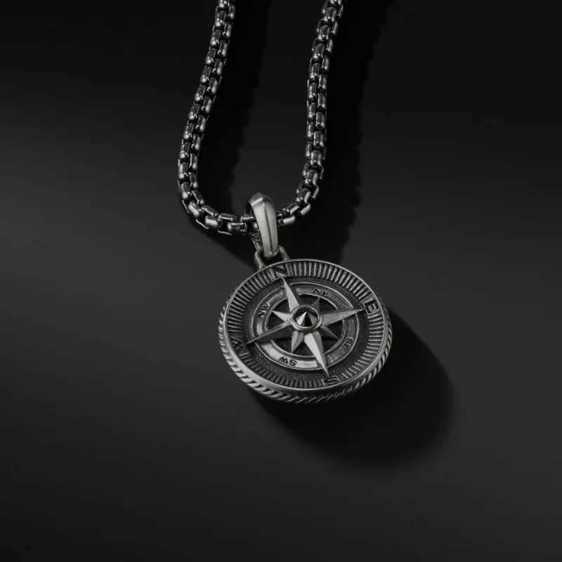Fashion Simple Compass Necklaces For Men Retro Hip Hop Copper Disc Couple Pendant Sweater Chain Punk Jewelry Accessories GiftC250411