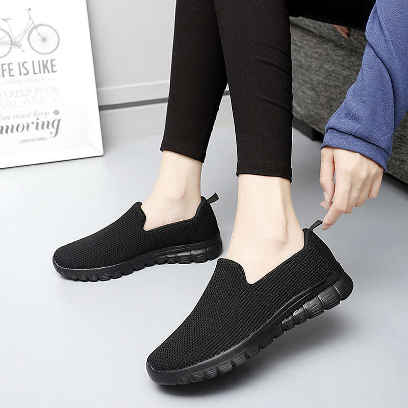 Summer new plus size breathable casual sports women's shoes, simple flat bottomed set feet, mom's loafers