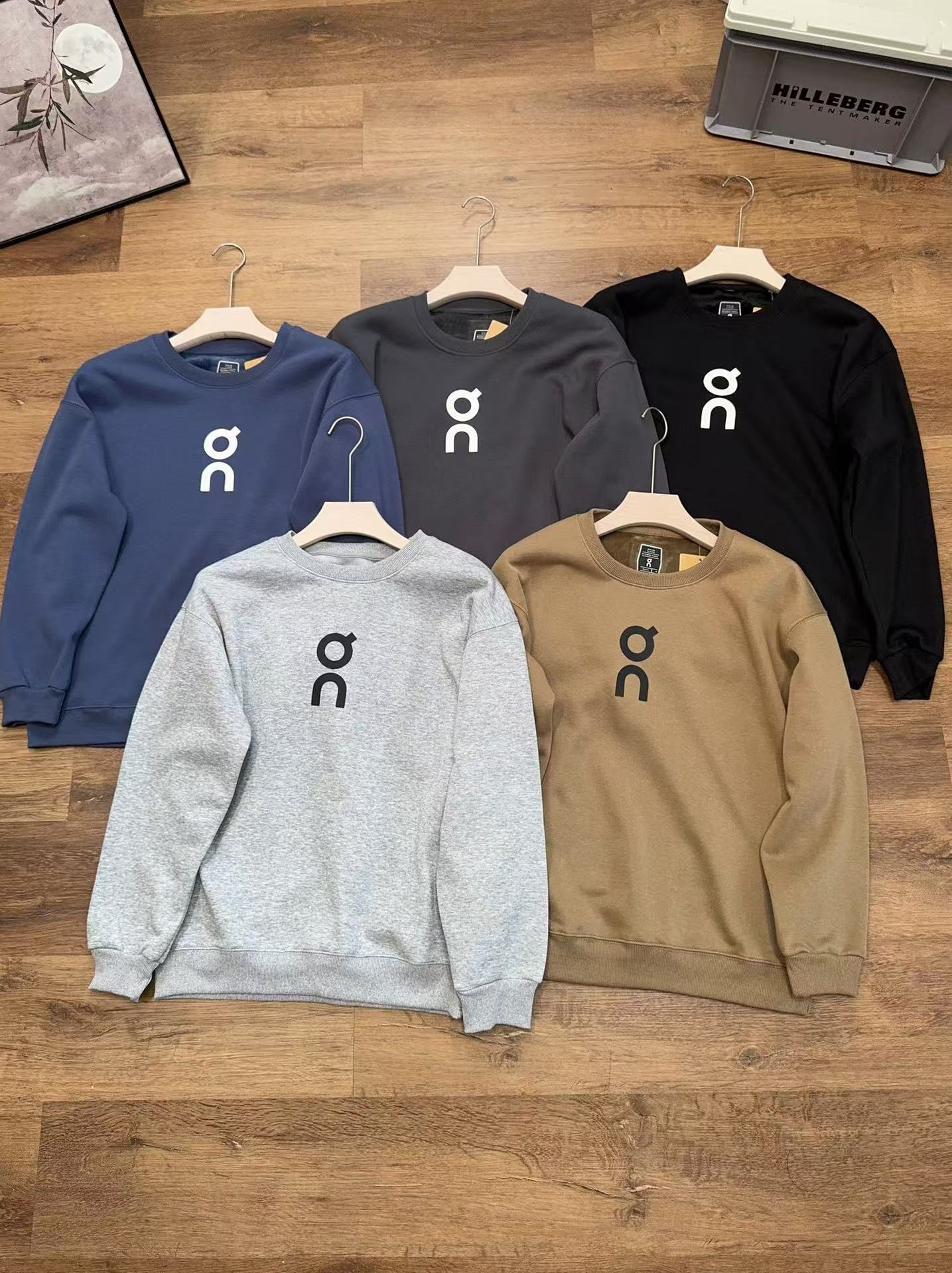 Men's Designer hoodie commuting sports style On sports style Soft skin friendly round neck looped loose casual long sleeved hoodie