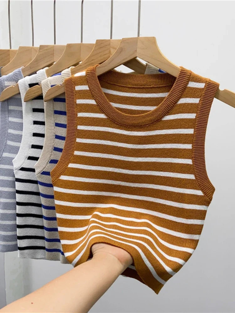 2025 Summer Spring Striped Vest Womens Sleeveless Knitted Tshirt Crop Top Elastic Ultra Thin Casual Zipper 250403e