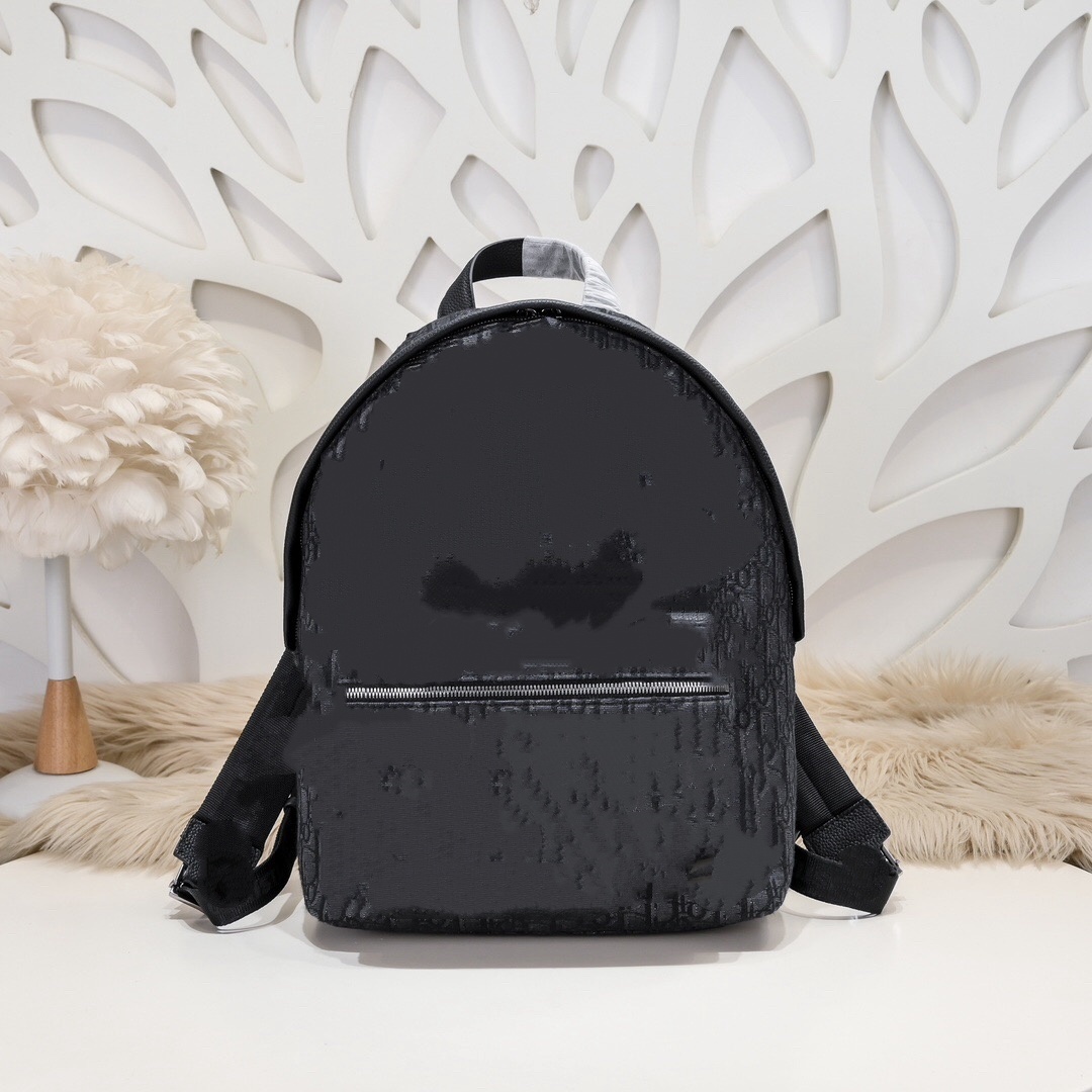 chenDA00009 Stylish Travel Bag Versatile Shoulder Pack Featuring Numerous Compartments