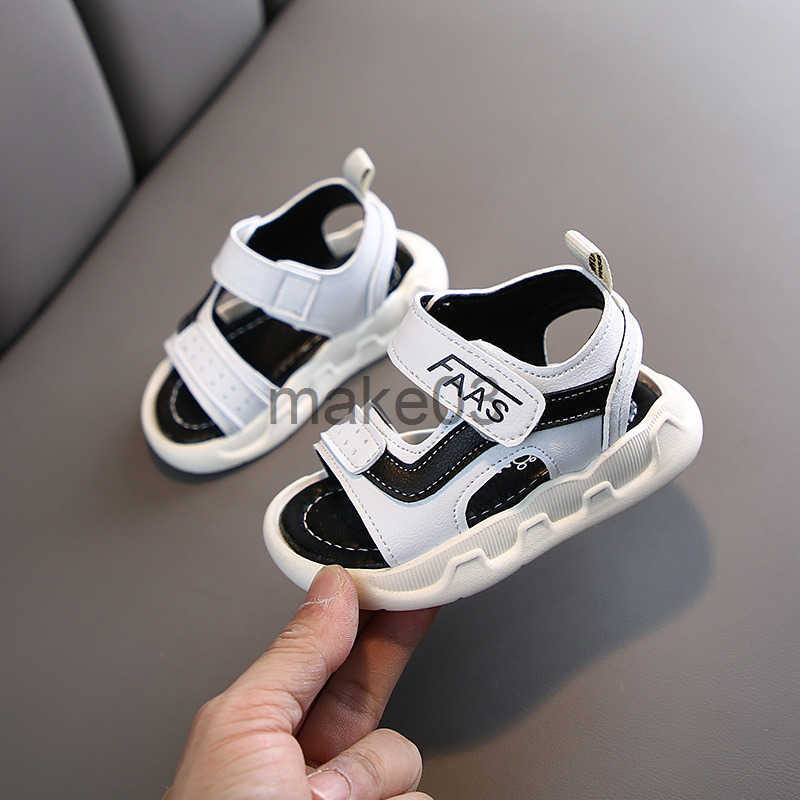 Childrens Sandals 2025 Summer New Boys Korean Edition Fashion Color blocked Beach Shoes Girls Non slip Soft soled Casual Shoes J250403