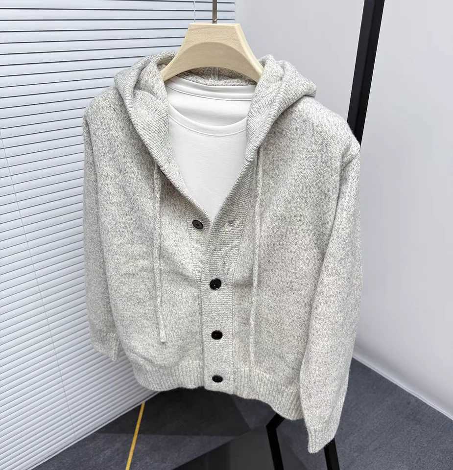 Fashion luxury hooded knitted cardigan Korean style youth trend soft comfort autumn new solid color casual high-quality men coatT251103