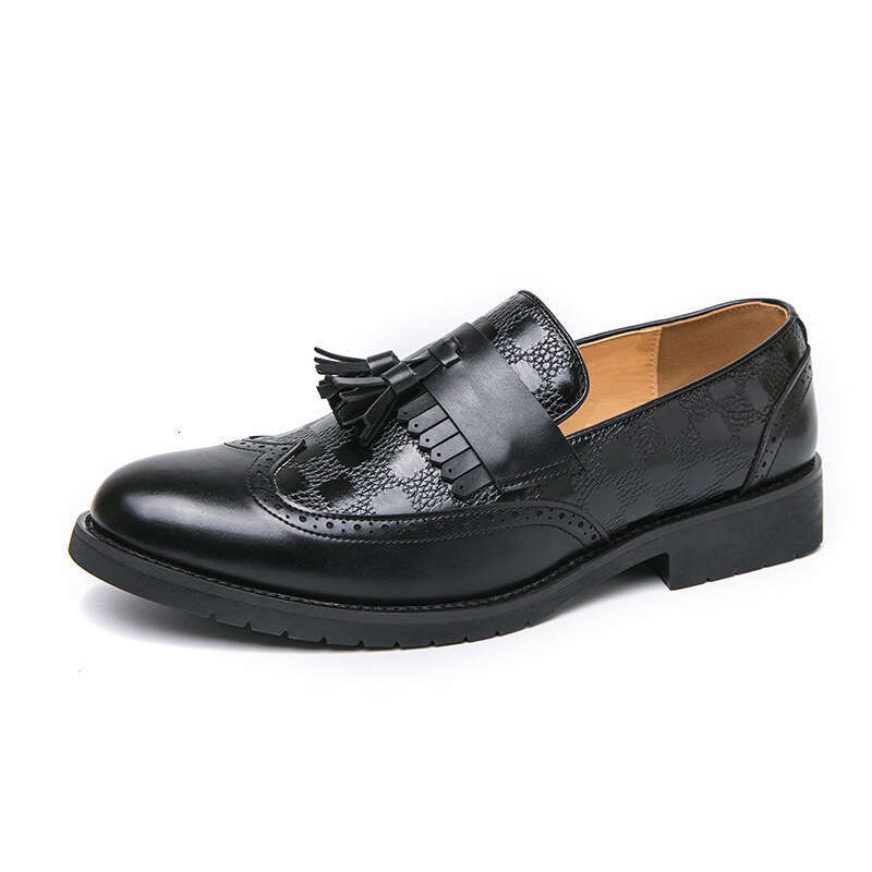 Large size tassel leather for men, 2024 Spring and Autumn new business dress square grid men's shoes, groom's wedding shoes