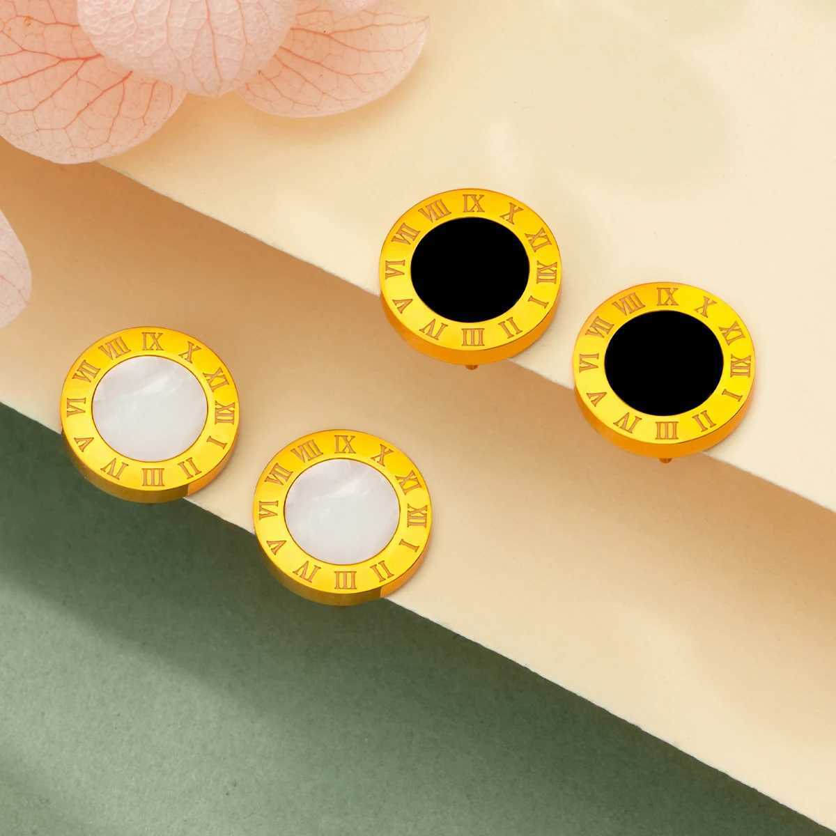2pcs Non Fading Fashion Roman Numeral Round Earring European and American Highend Men Women Charm Stainless Steel Stud Earrings C251103