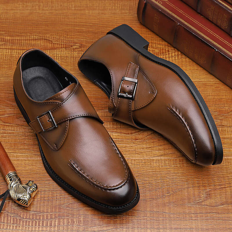 2024 Men's Large Size Spring New Fashion British Style Casual Leather Shoes Trend Four Seasons
