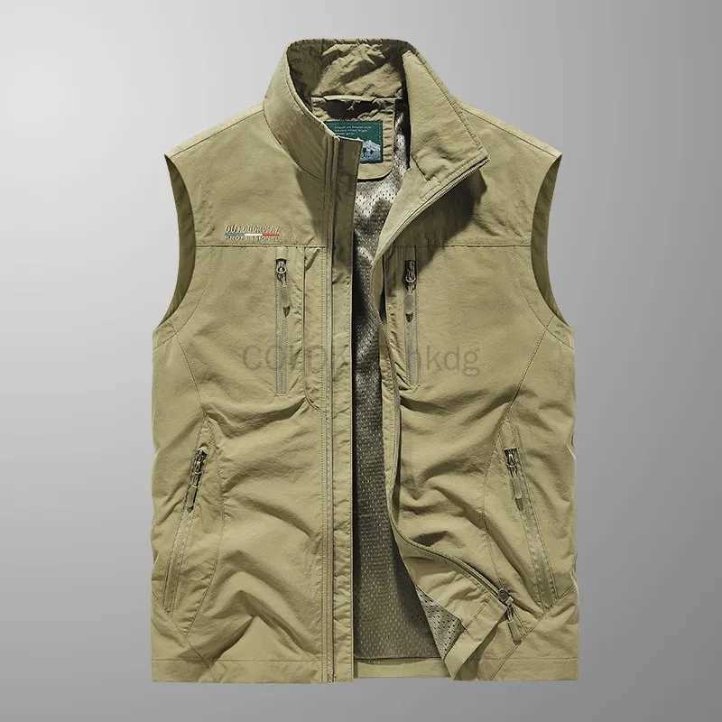 2025 Outdoor Leisure Vest Mens New Multi-Pocket Breathable Outdoor Cargo Jacket Coat High-Quality Design Hiking Fishing Vest X250403