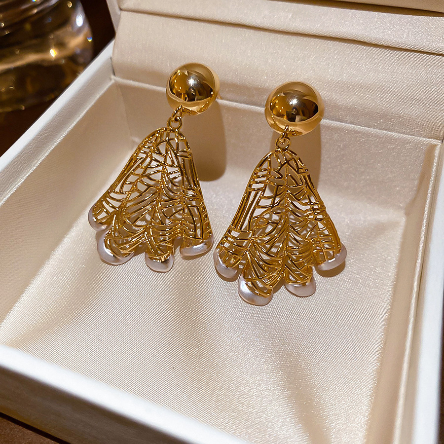 New DIY Striped Texture Copper Accessories European and American Fashion Star Moon Earrings - view 6