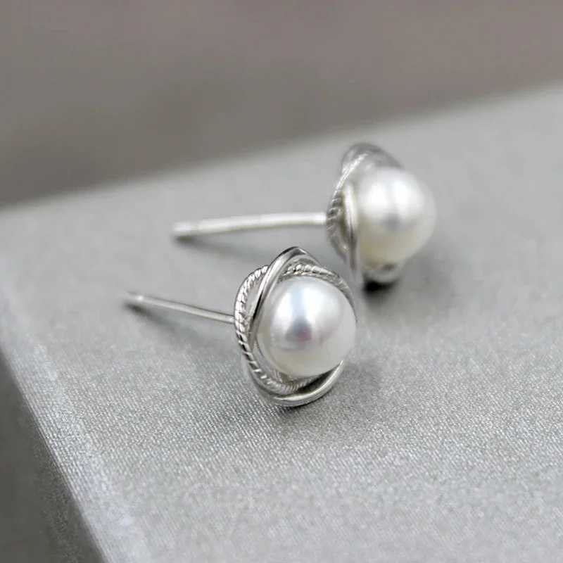 Huitan Chic Small Round Imitation Pearl Stud Earrings for Women Daily Wear Simple Elegant Female Earrings Fancy Anniversary Gift C251103