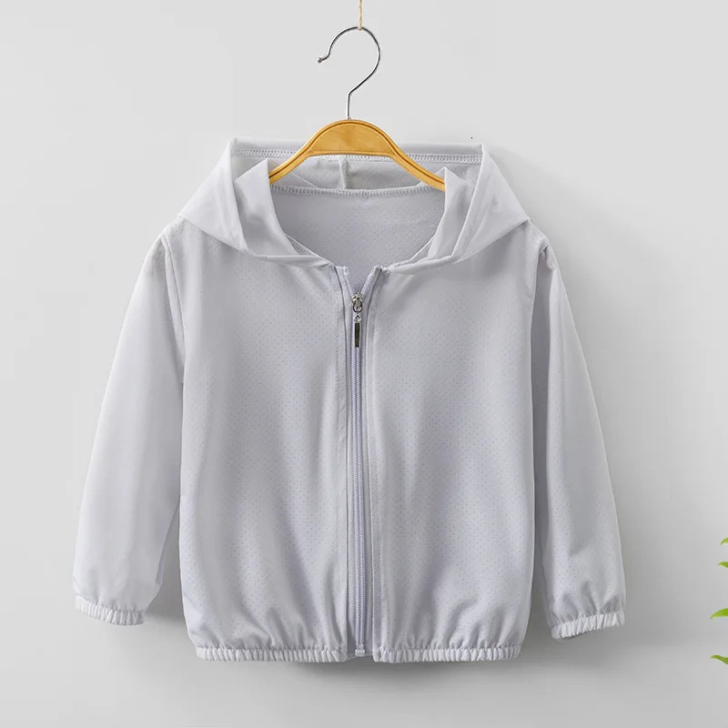 Childrens long sleeved jacket with zipper summer thin solid color hooded suitable for boys and girls sunscreen 250325z