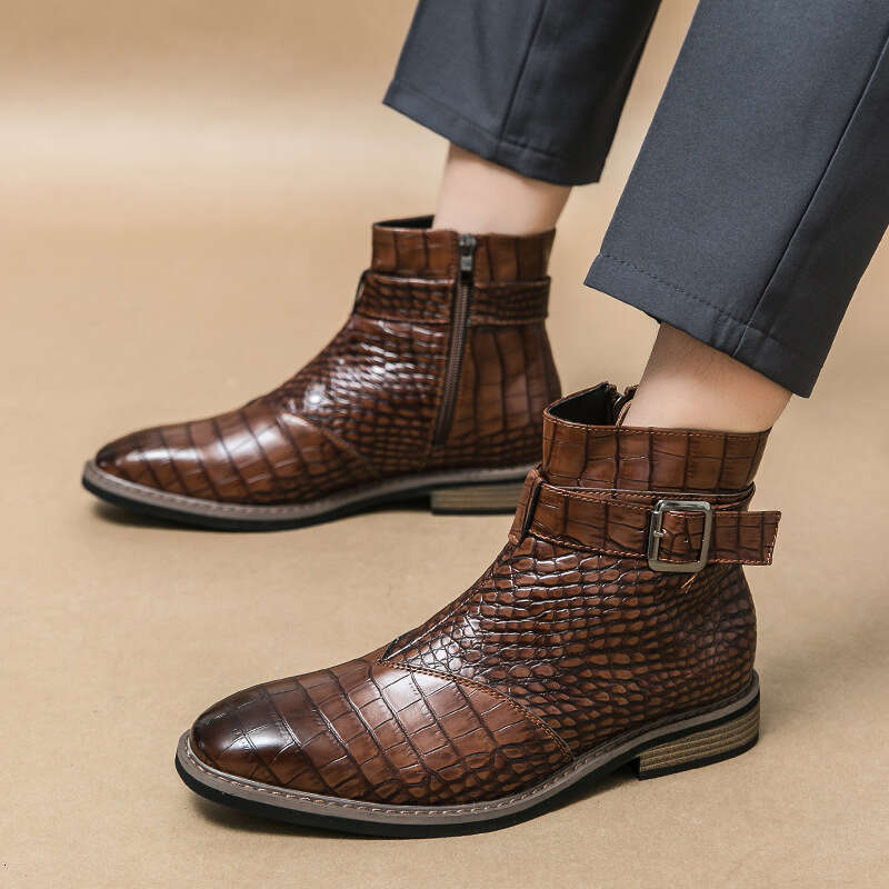 Large men's 2023 autumn and winter British pointed casual high top 38-46 size short boots