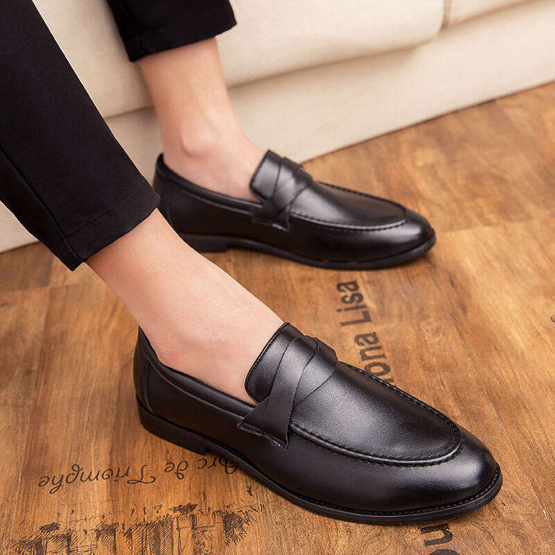 Men's in plus size, new casual shoes, fashionable foot covers, loafers, trendy British style men's wedding leather shoes