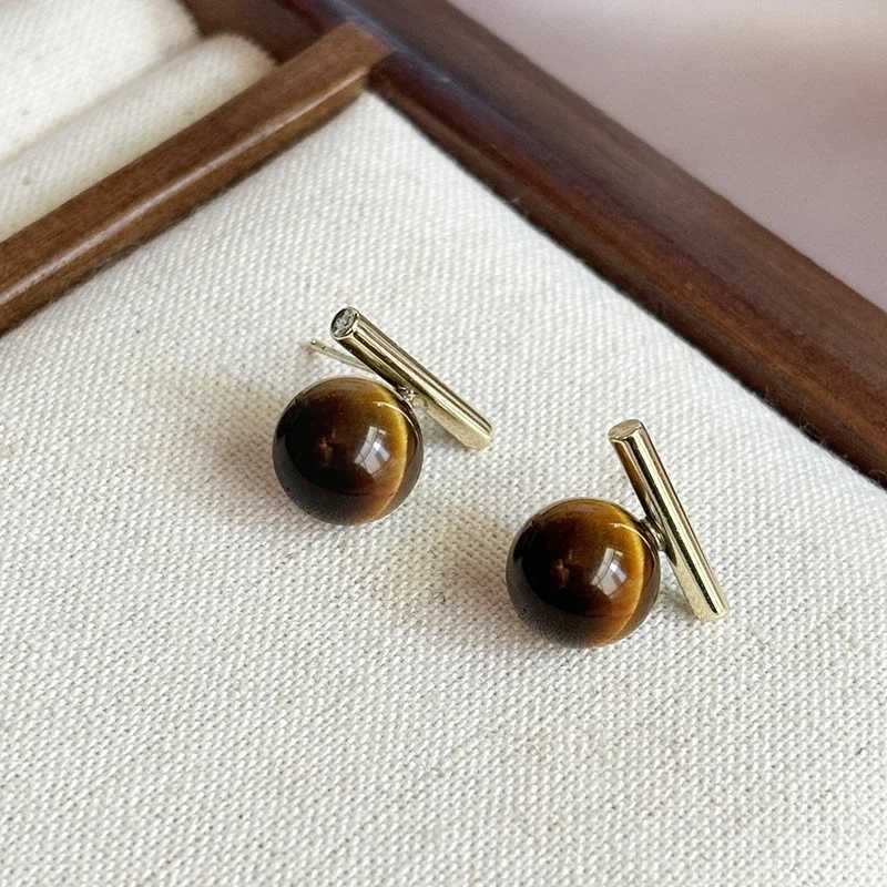 Design Sense Tiger Eye Stone Round Beads Minimalist Earrings 2025 New Jewelry Christmas For Womens Fashion Ear Accessories C251103