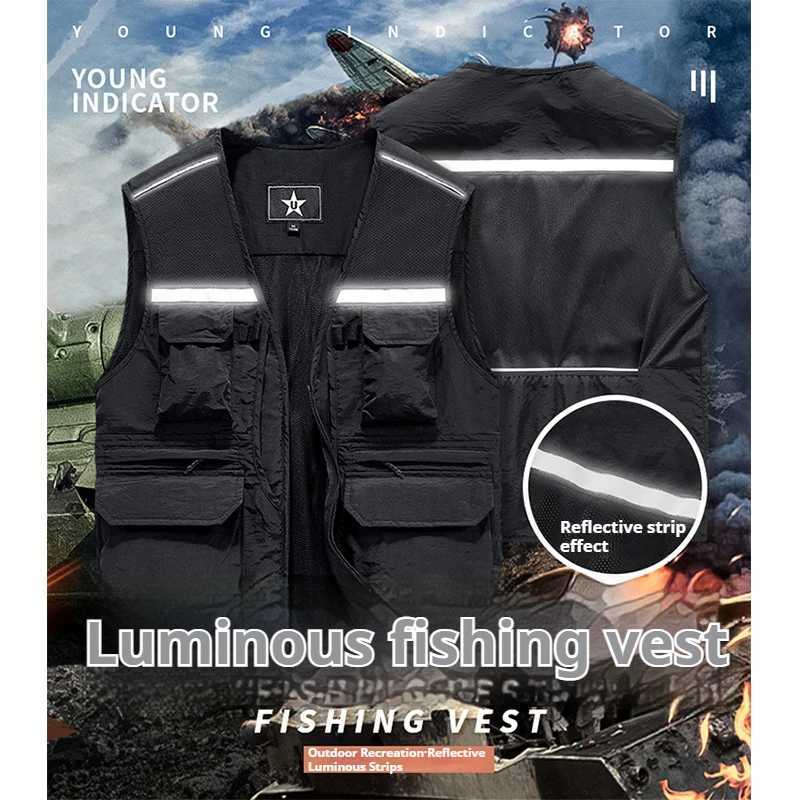 Men Outdoor Leisure Fishing Vest Men New Multi Pocket Hiking Photography Waistcoat Reflective strip design Sleeveless Vest Male X250403