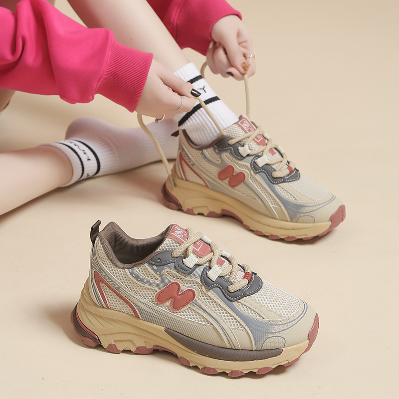 hot Free shipping designer Running Shoes for Women sport outdoor Breathable Massage white trainer shoes