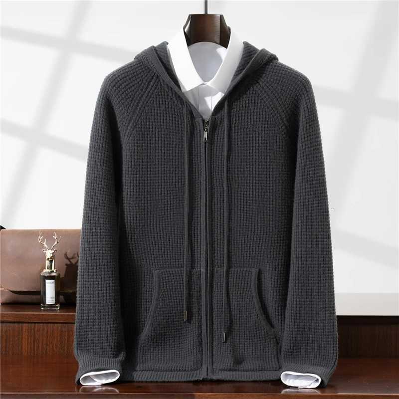 Autumn Winter New 100 Pure Wool Sweater Zipper Mens Cardigan Loose Casual Hooded Pocket Knitted Sweater CoatT251103