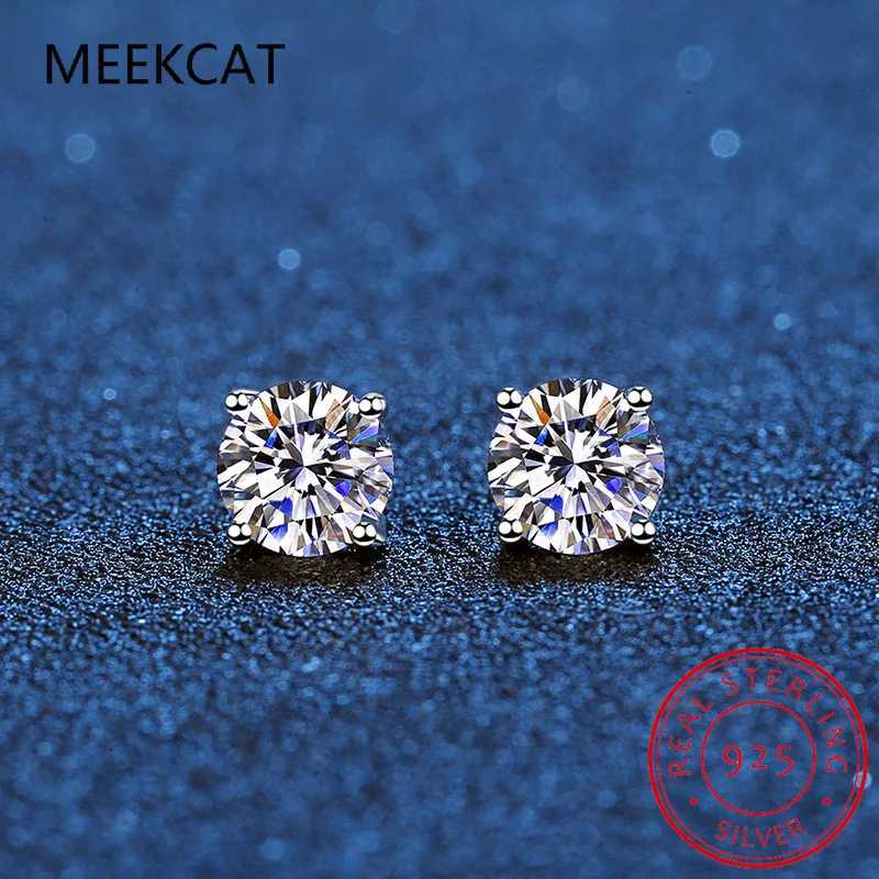 Real Moissanite Stud Earrings 14K White Gold Plated Sterling Sier 4 Prong Diamond Earring for Wen Men Ear Stud 1ct 2ct 4ctC250402