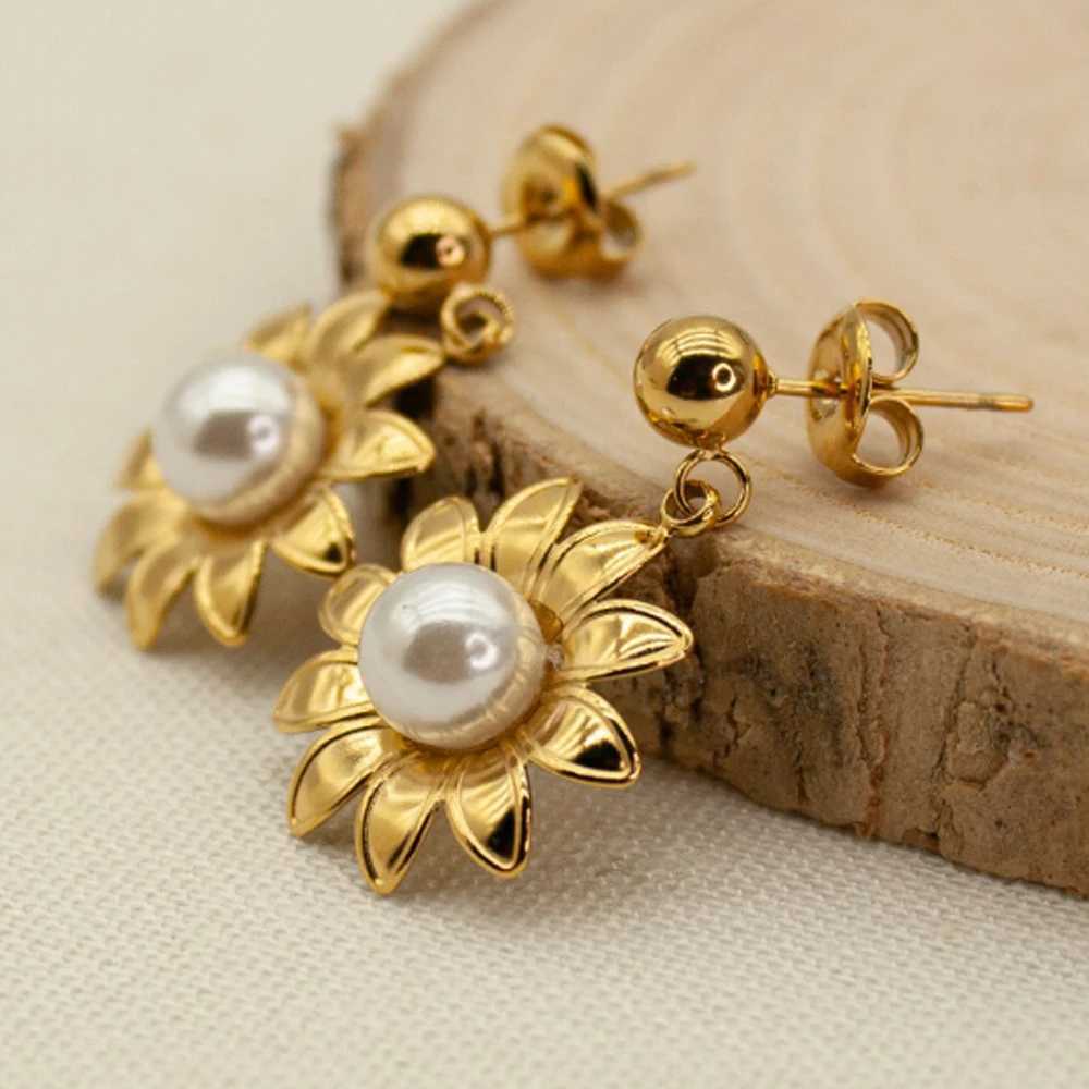 New Fashion Stainless Steel Rose Flower Beans Shape Waterproof Daily Stud Earrings for Women Girls Party Accessories C251103