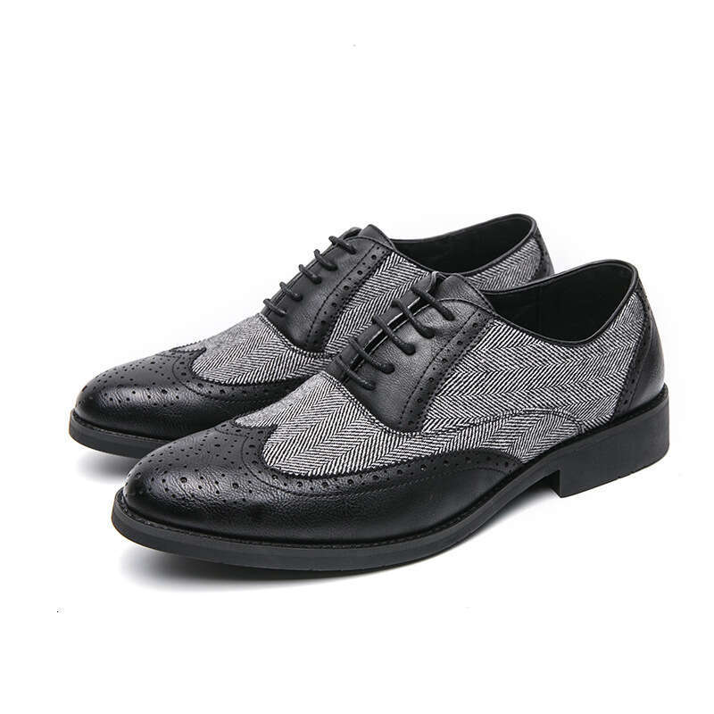 Men's plus size casual fashionable men's business dress shoes, trendy carved block leather shoes