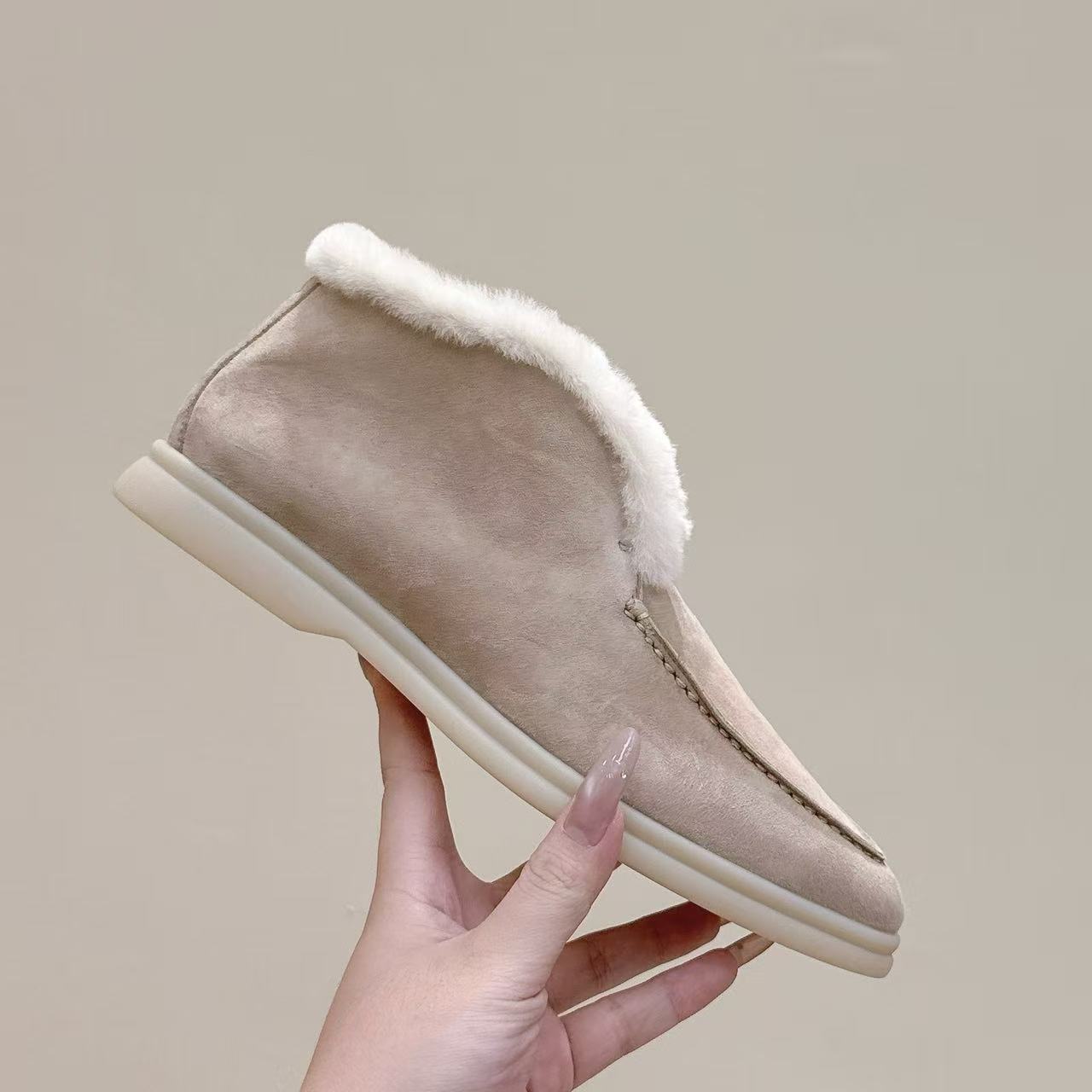 Boots New Genuine Leather Ankle Boots Fashionable Womens men Boots High Quality Womens Shoes Casual t Stage Designer Womens Martin Boots size 35-46 with bag box