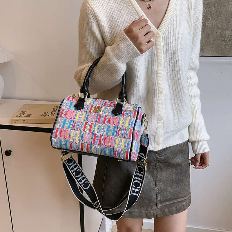 Women's Bags Beiquan CH Women's New Boston Pillow Bag Letter Printed Large Capacity Crossbody Handbag