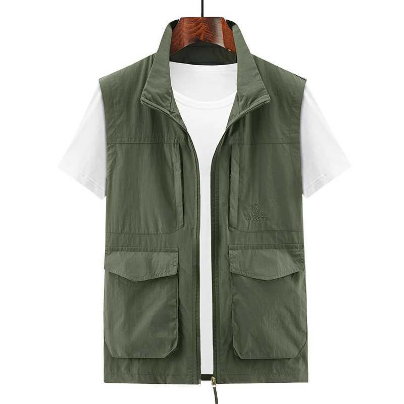 Men New Vest Solid Color Casual Outdoor Cargo Vest Loose Thin Multi-Pocket Vest Male Utility Vest Sleeveless Jacket Waistcoat X250403