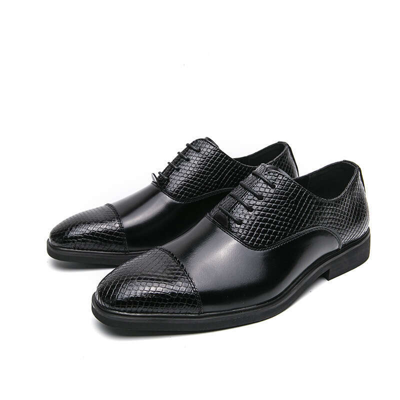 Men's in plus size, new casual fashionable men's business dress leather shoes, trendy groom's wedding shoes