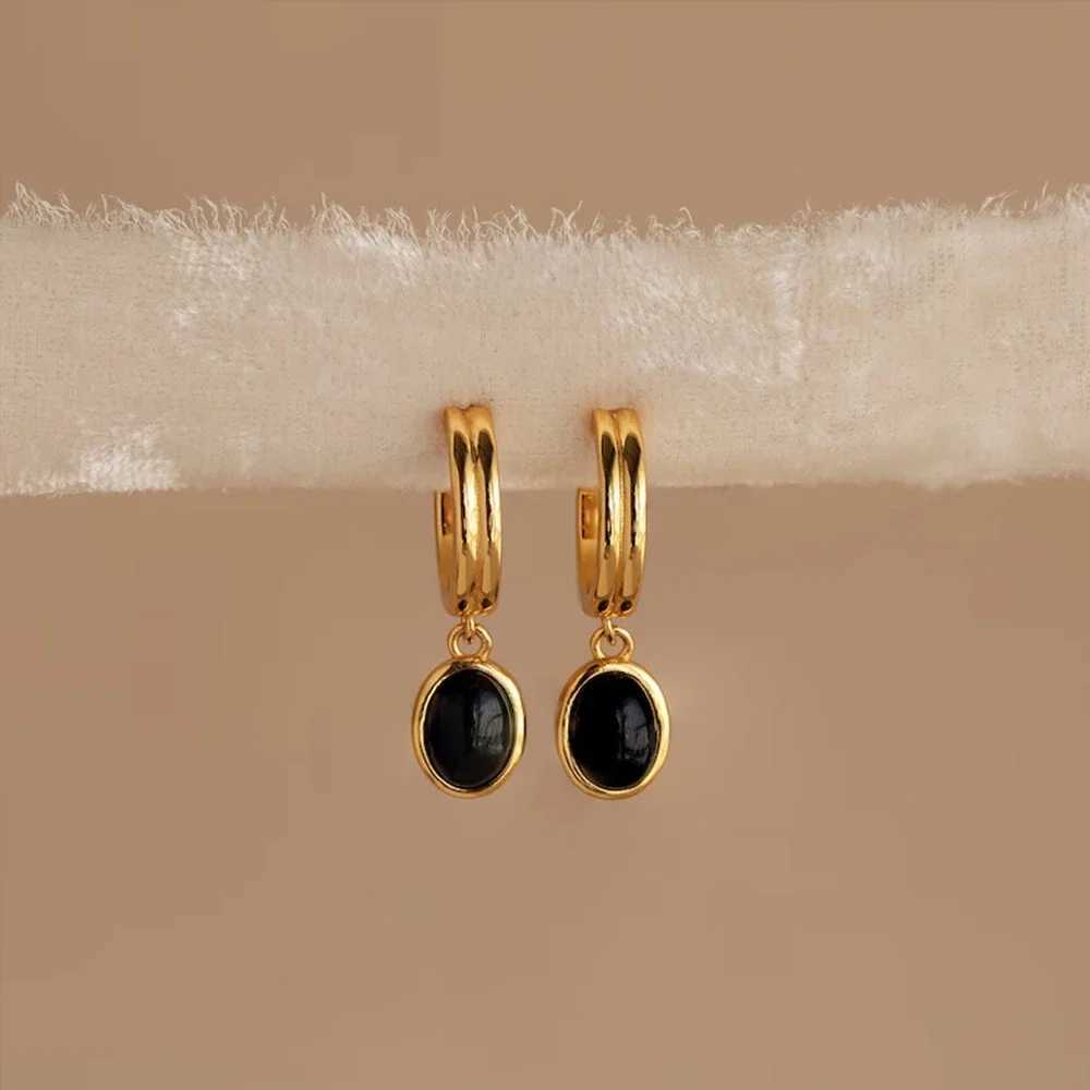 Vintage Ethnic Black Natural Stone Small Hoop Earrings for Women Girls Gold Color C Shape Huggie Hoops New Trendy Jewelry Gifts C251103