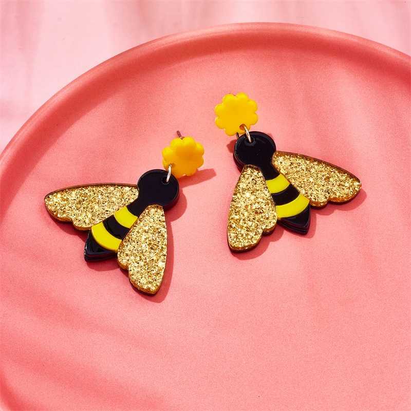 YAOLOGE Acrylic Cartoon Cute Dazzling Bees Drop Earrings For Women New Fashion Girls Handmade Ear Jewelry Holiday Gifts C251103