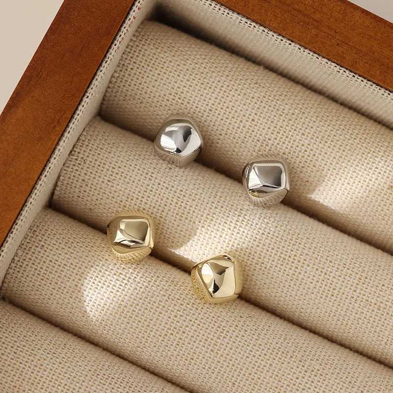 925 Silver Stud Earrings Women Style Cute Sweet Jewelry Accessories Simple Fashion Jewelry Accessories C251103