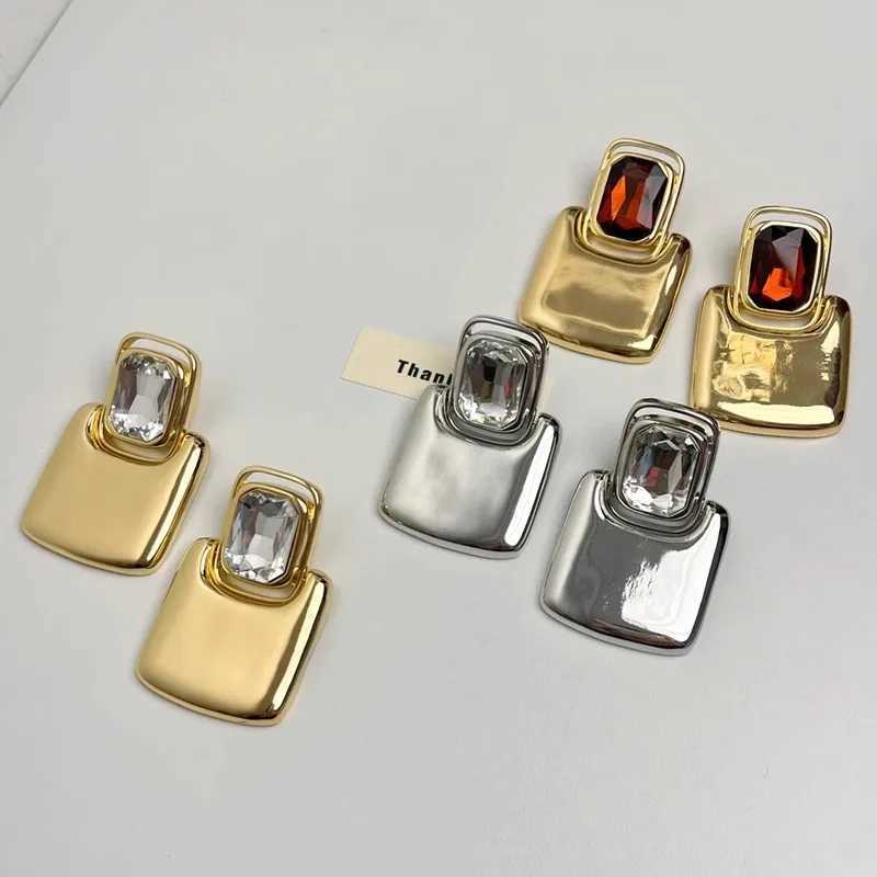 Vintage Exaggerated Metal Square Geometric Crystal Earrings European and American Womens Personalized Party Heavy Jewelry Y250401