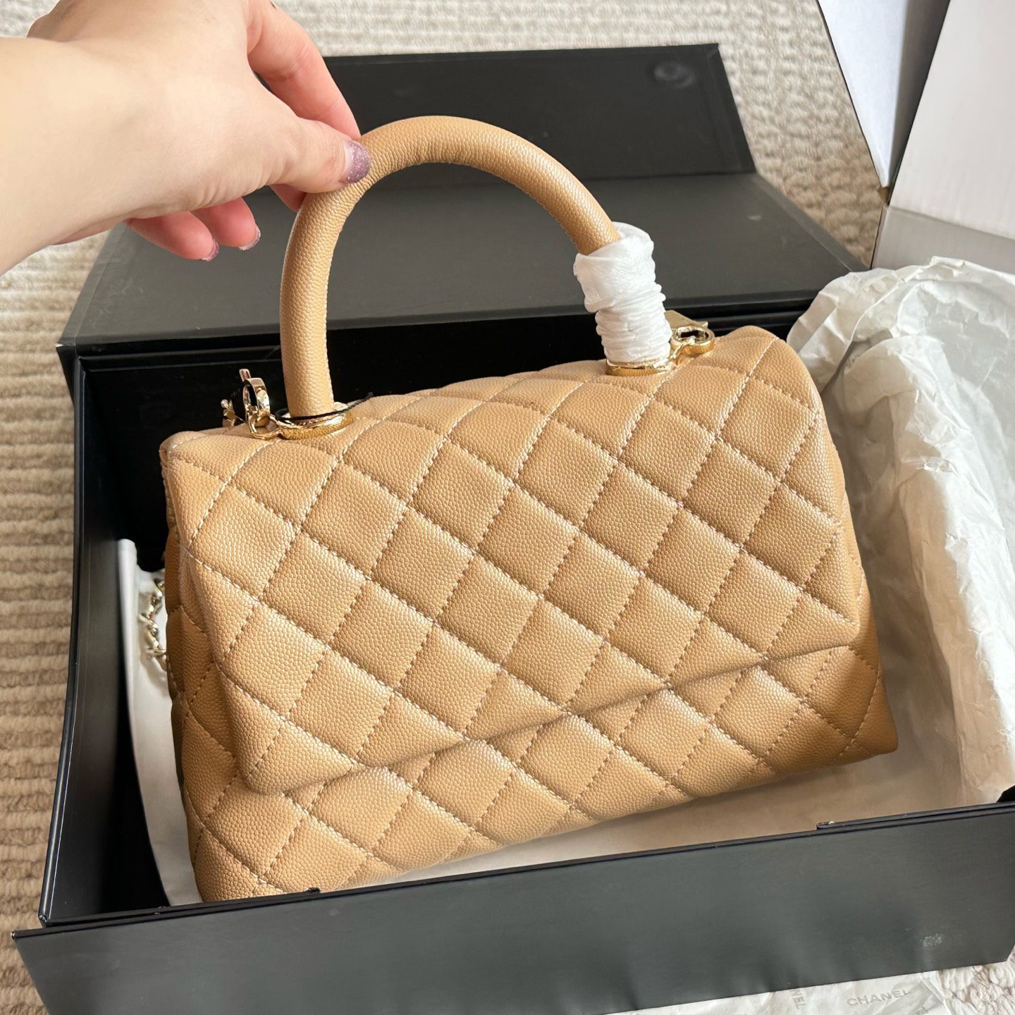 Calfskin caviar Leather Trendy Bags Top Handle Quilted Chain Cross Body Shoulder bag Classic Flap Large Capacity Famous Designer wallet purse 22x14cm