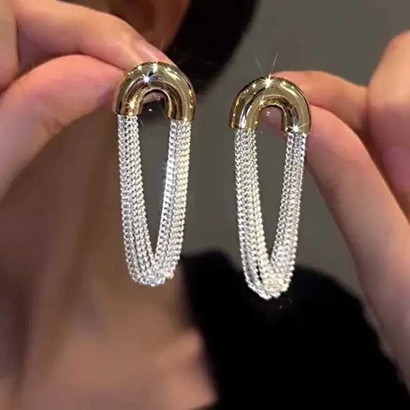 New fashion trend unique design elegant and exquisite light and luxurious long tassel earrings womens jewelry parties high-end gifts wholesale Y250401