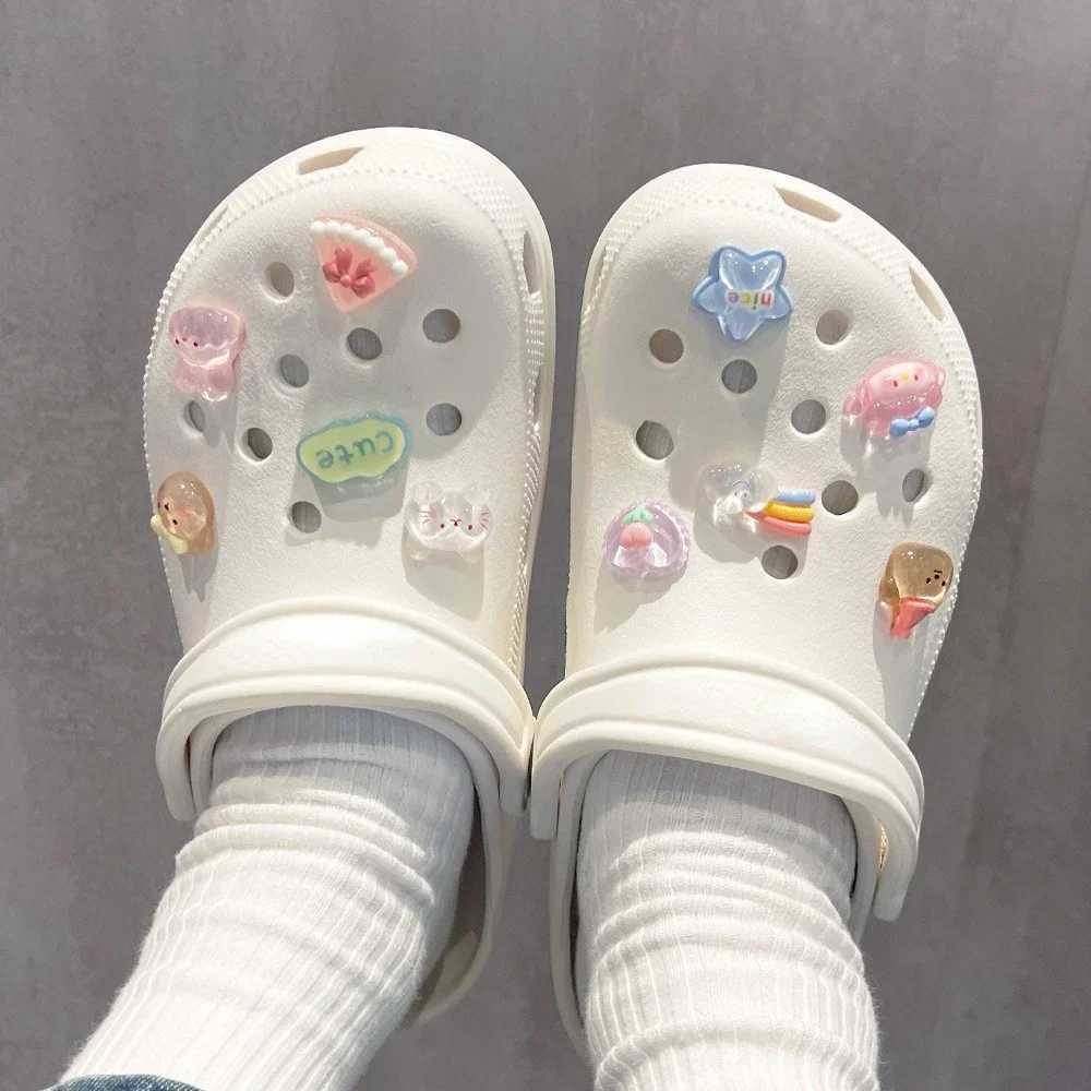 Shoe Charm DIY 3D Cute Rainbow Bear Shoes Decorative Accessories Charm for s Bag Sliding Sandals Z250402