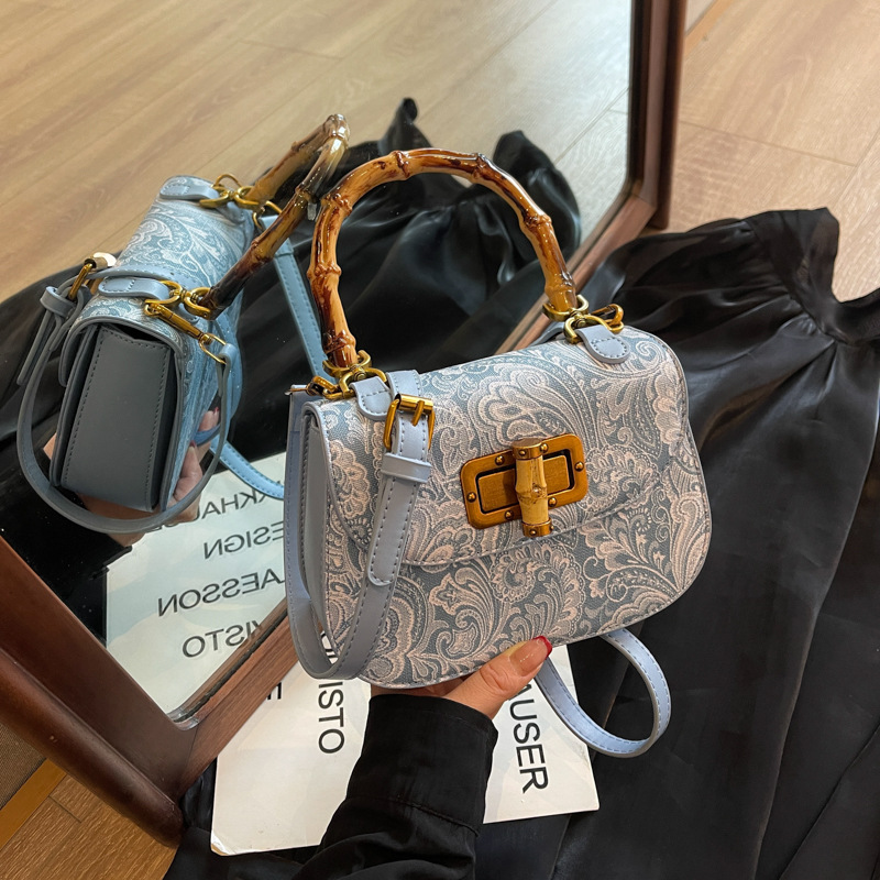 new free shipping designer bags for womens shoulder bags beige blue Fashionable retro handbag with high-end feel and versatile new Chinese style bag