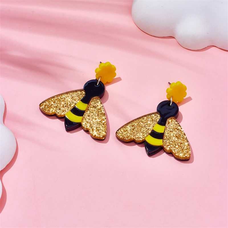 YAOLOGE Acrylic Cartoon Cute Dazzling Bees Drop Earrings For Women New Fashion Girls Handmade Ear Jewelry Holiday Gifts C251103