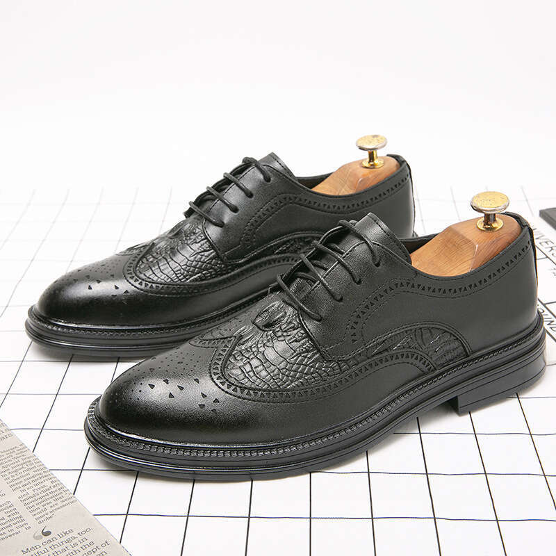 2024 New Men's Large Size Fashion Casual Shoes Trend British Style Bunok Lace Leather Shoe Merchant