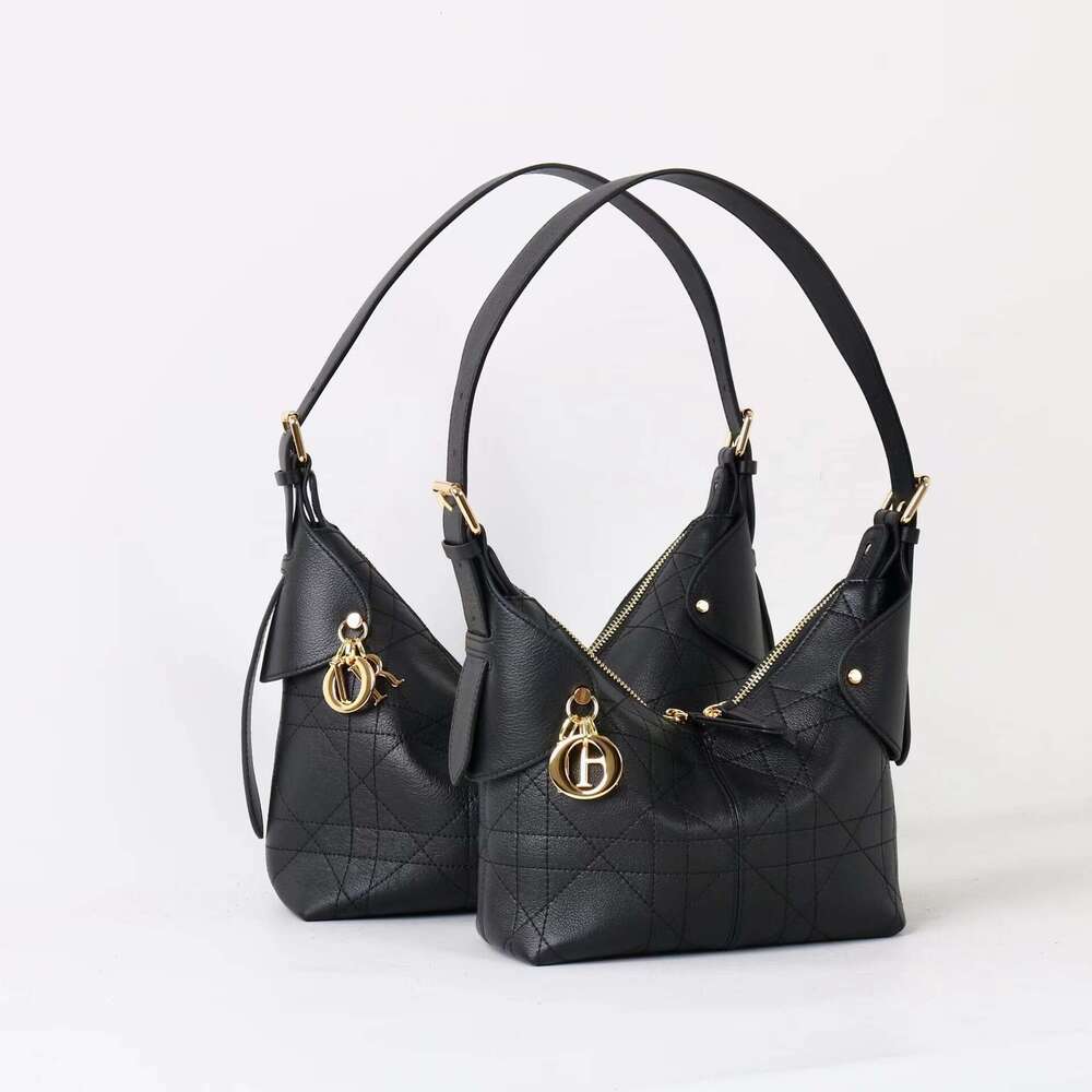 Luxury Bags Designer Ruffled Top Cowhide Rattan Tote Stylish Casual Elegant Underarm One Shoulder Commuter Premium Bags