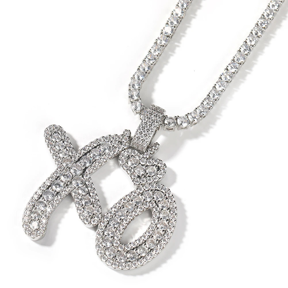 UWIN XO Pendant Necklace For Lovers Iced Out Cluster CZ Stones Hugs Kisses Charms Trendy Fashion Jewelry Gift For Drop 250402